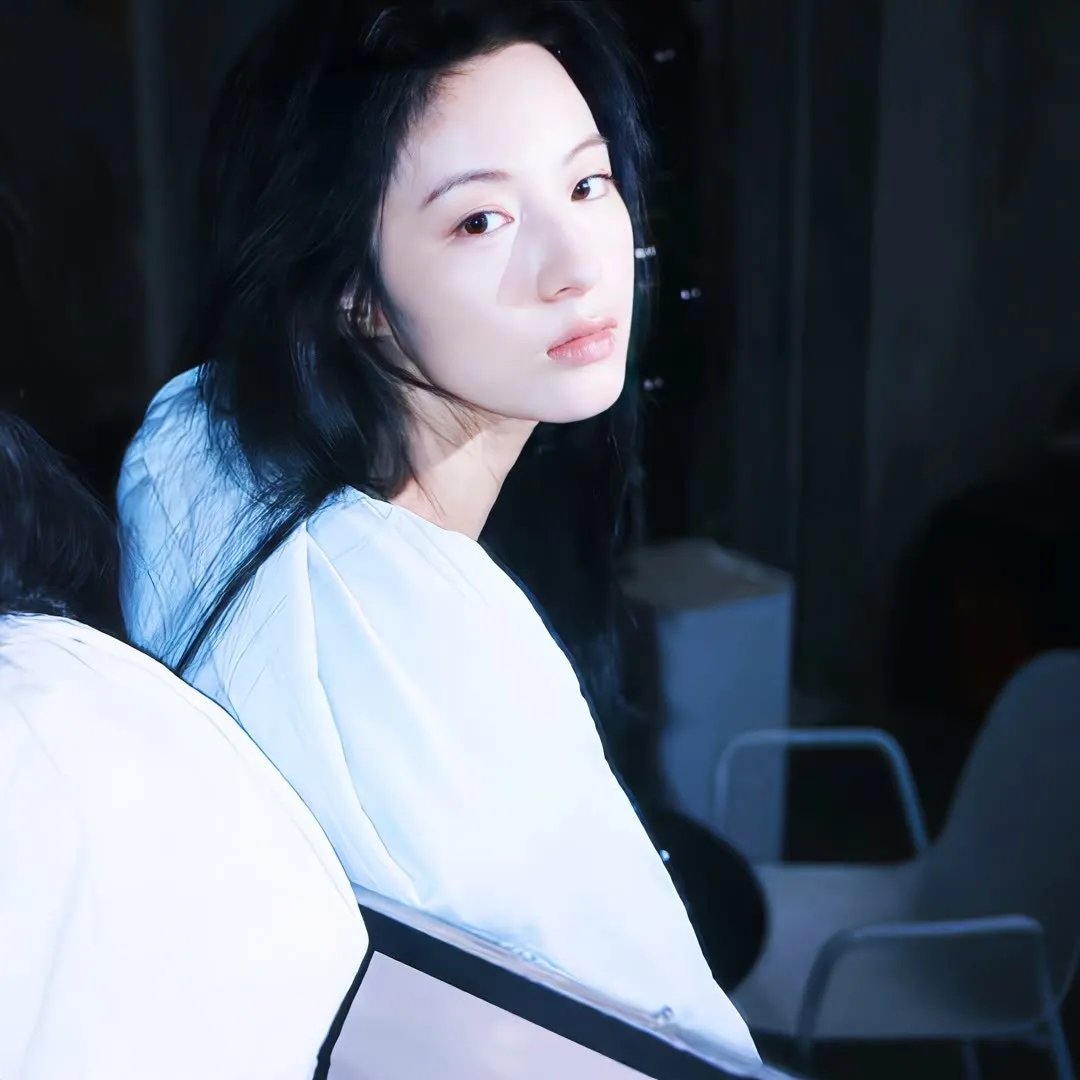 黑暗中的孩子们
